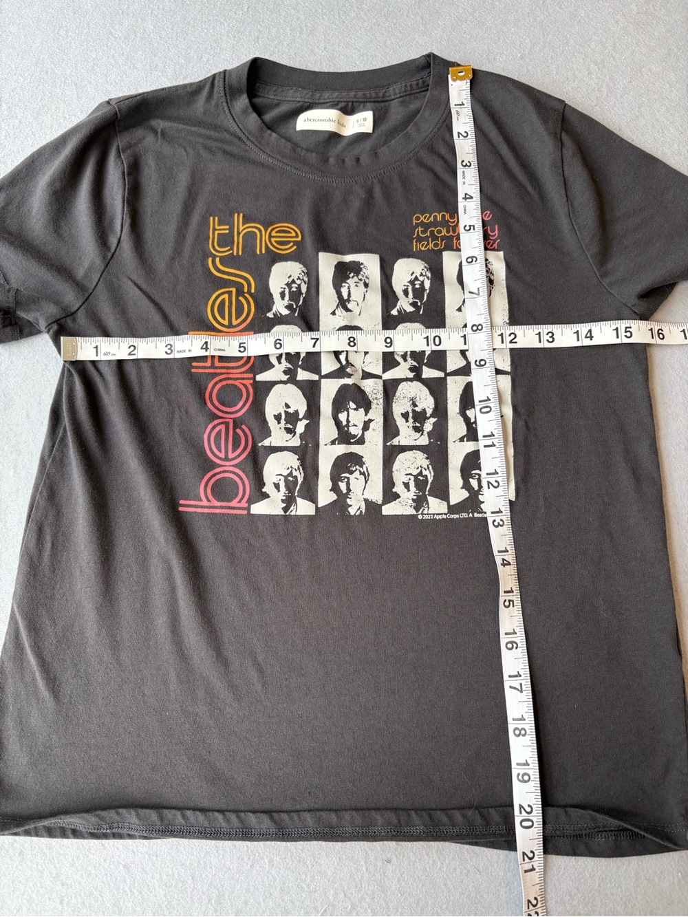 abercrombie kids Unisex Beatles Graphic Tee with Yellow & Pink Accents Sz 9/10 - Picture 4 of 5